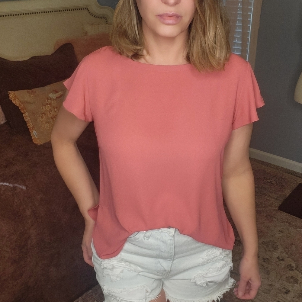 EUC Ann Taylor LOFT Casual Short Sleeve Pink Top